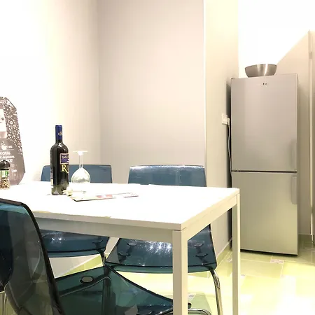 No 62 Apartment *
